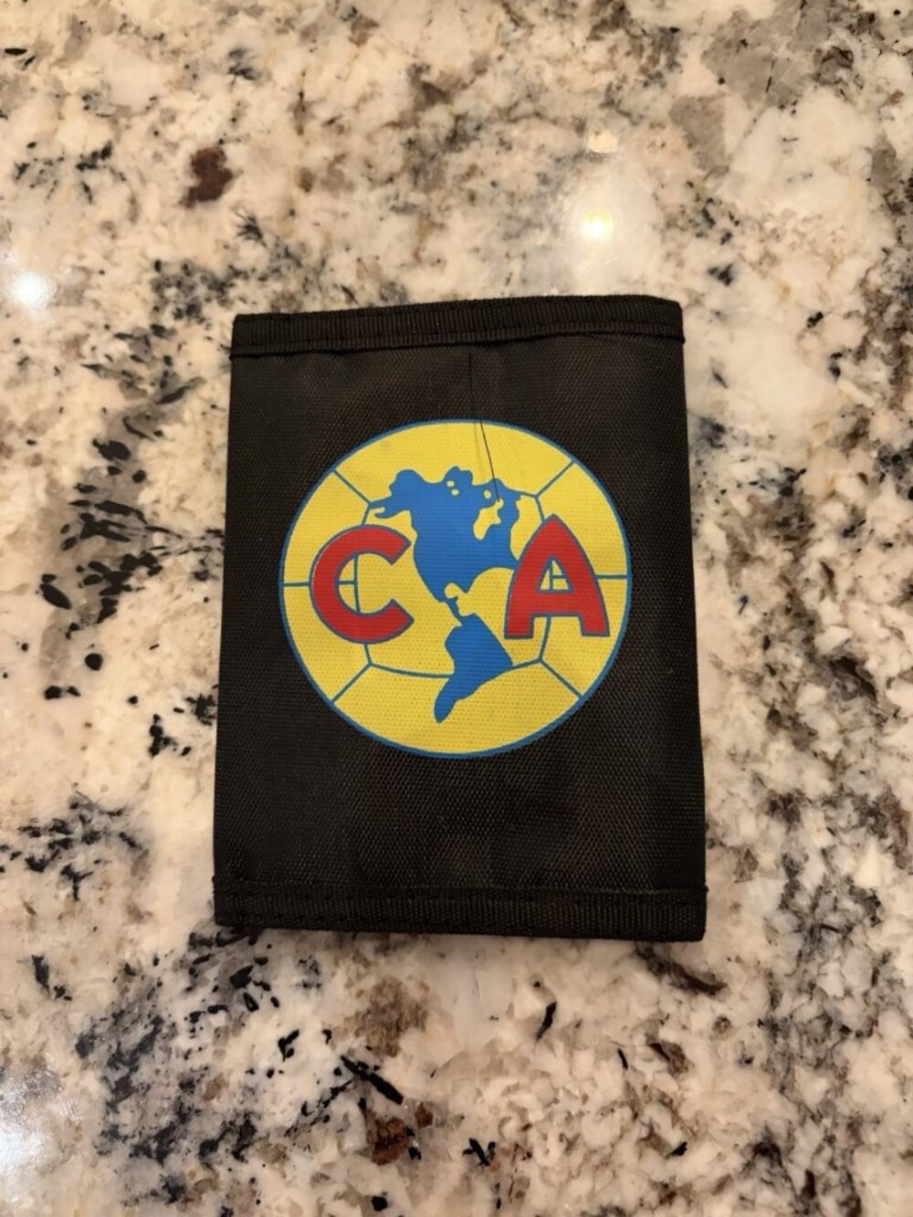 Club America Mens Tri-Fold Leather Wallet Black
